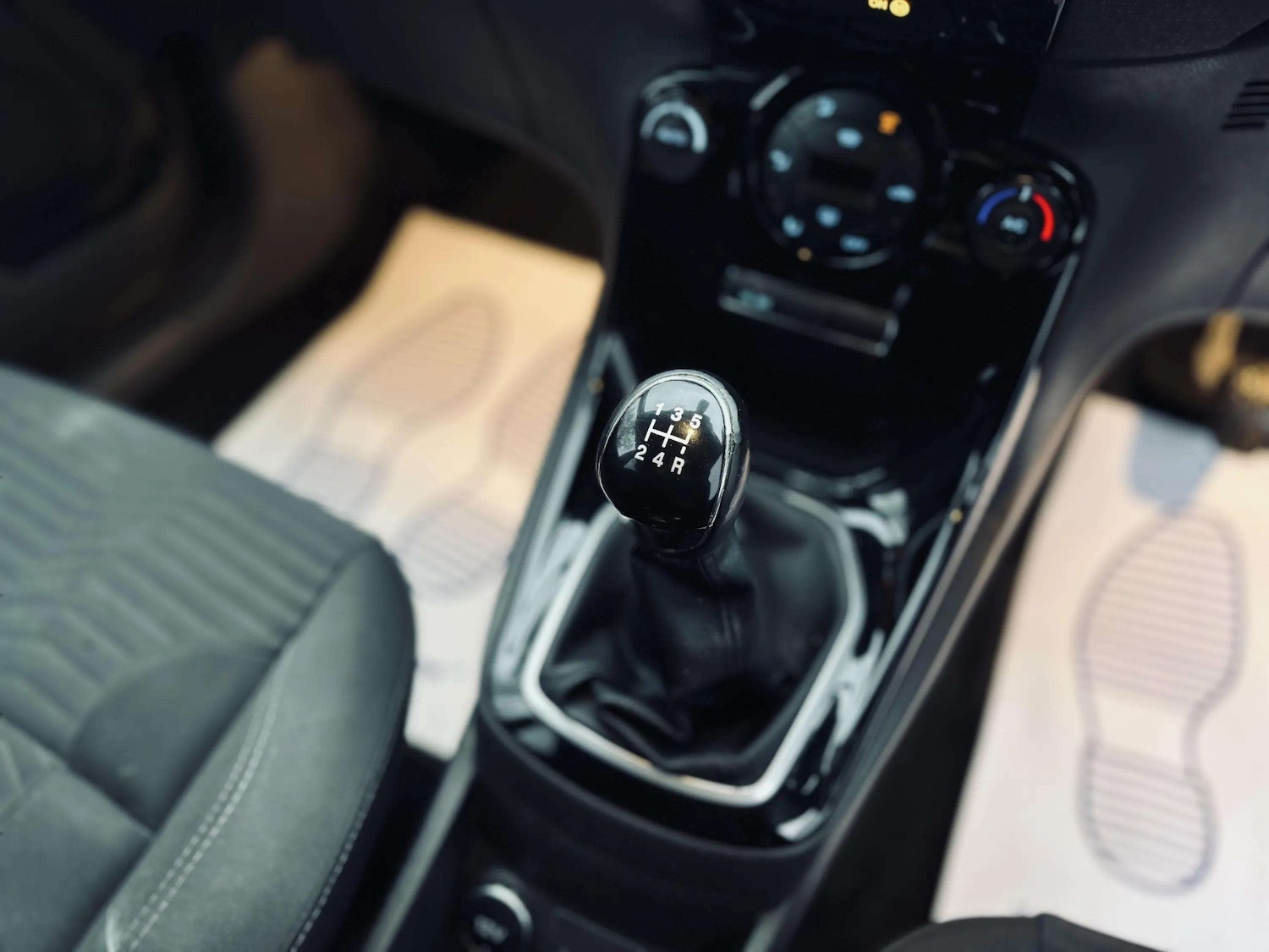 Used Ford Fiesta 2014 for sale - 77183271: Photo 16