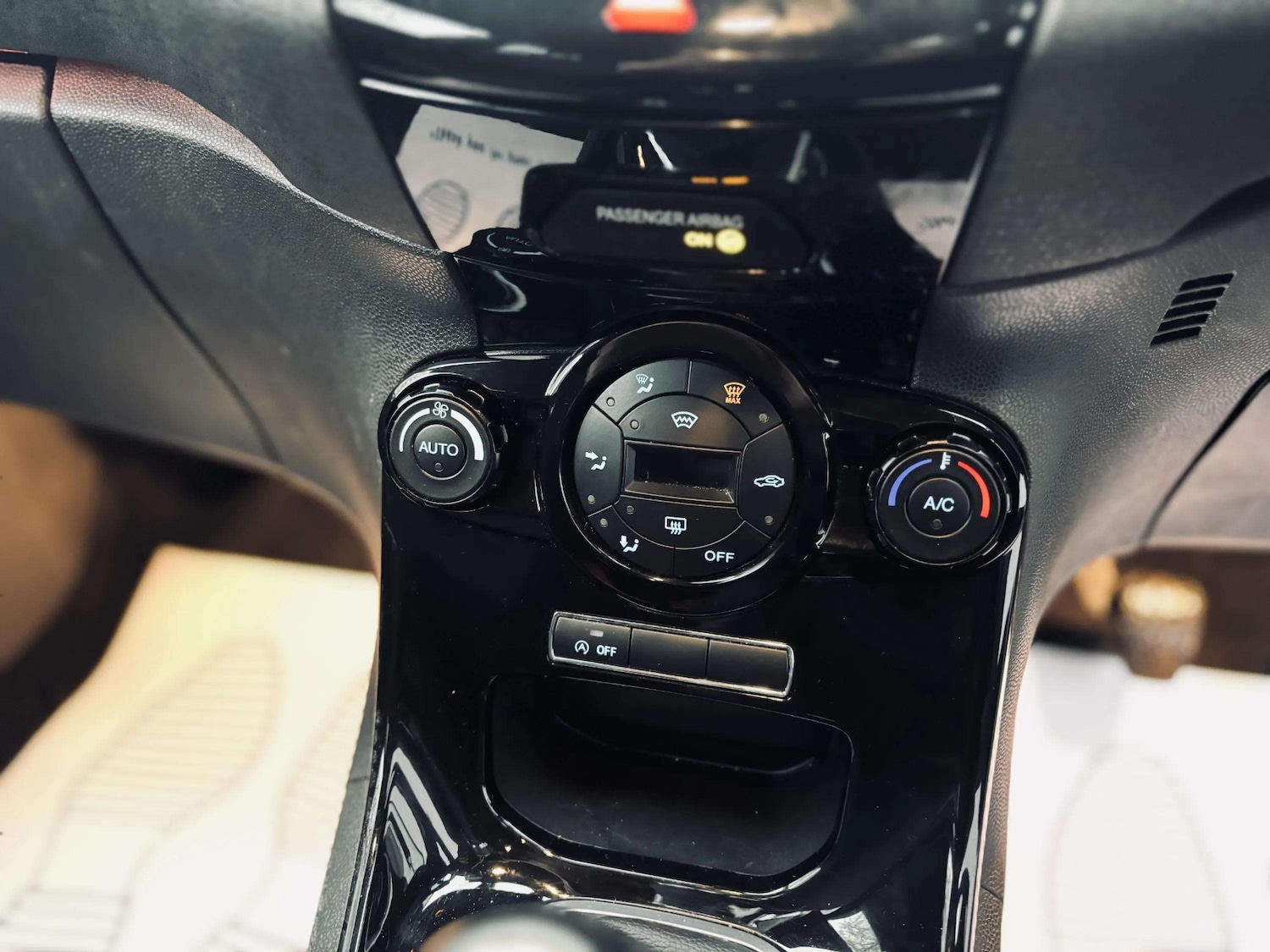 Used Ford Fiesta 2014 for sale - 77183271: Photo 22