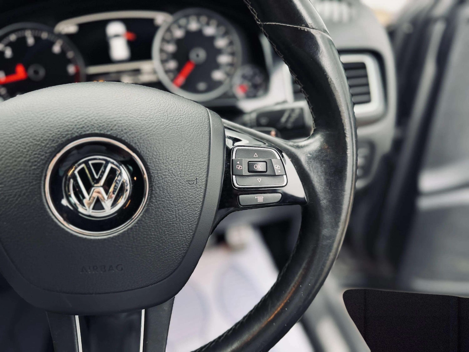 Used Volkswagen Touareg 2013 for sale - 76344613: Photo 14