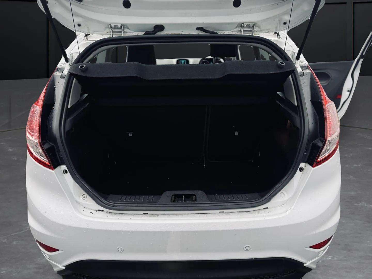 Used Ford Fiesta 2013 for sale - 77357591: Photo 24