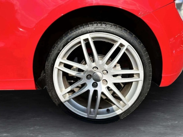 Used Audi A1 2011 for sale - 75582722: Photo 10
