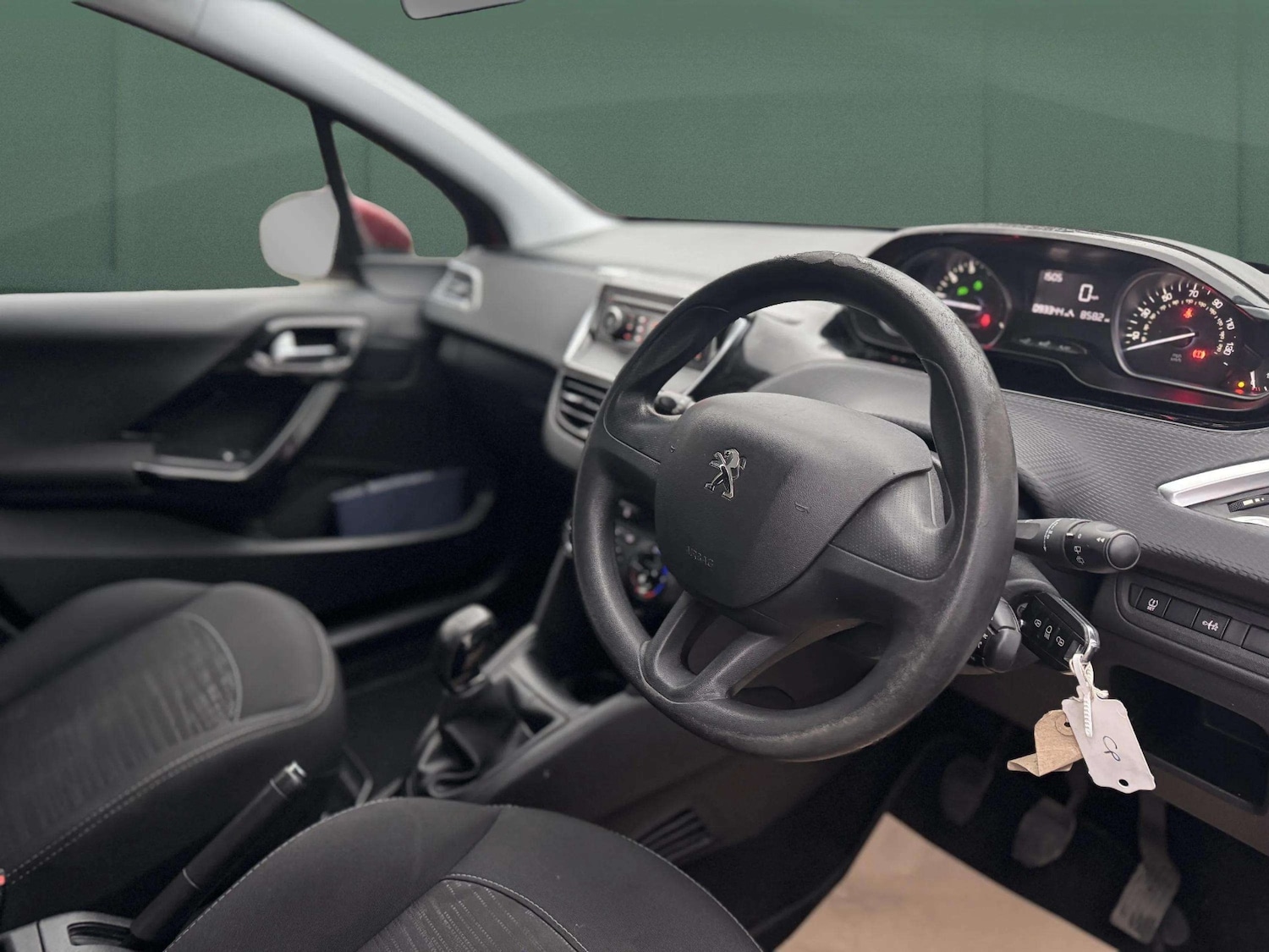 Used Peugeot 208 2016 for sale - 77564255: Photo 9