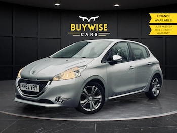 Used Peugeot 208 2012 for sale - 77399351: Photo