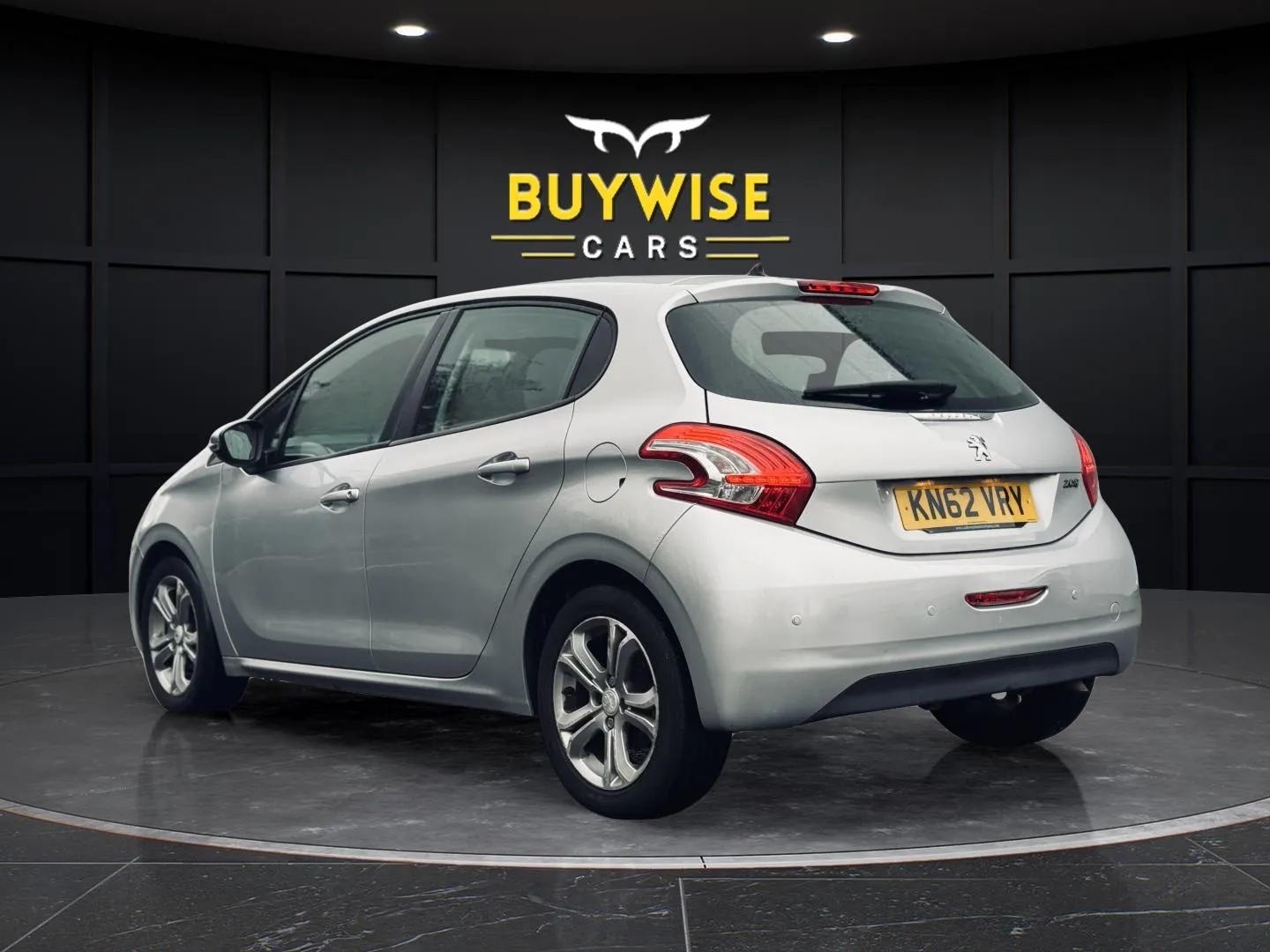 Used Peugeot 208 2012 for sale - 77399351: Photo 4
