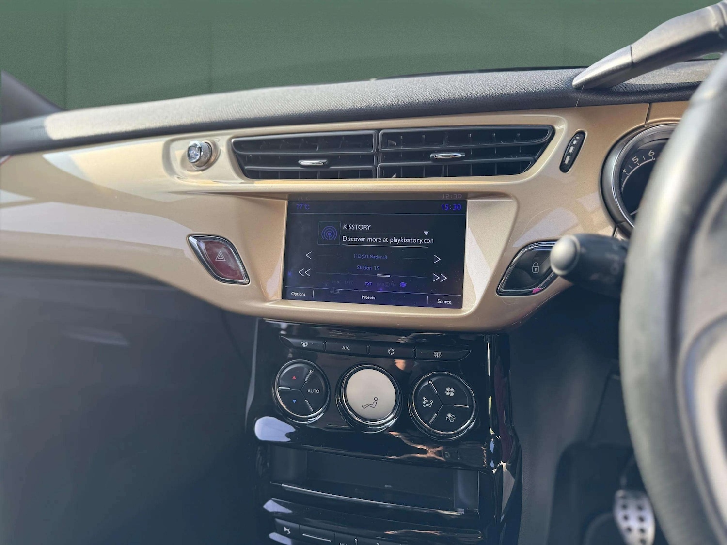 Used DS Automobiles DS 3 2016 for sale - 77980747: Photo 15