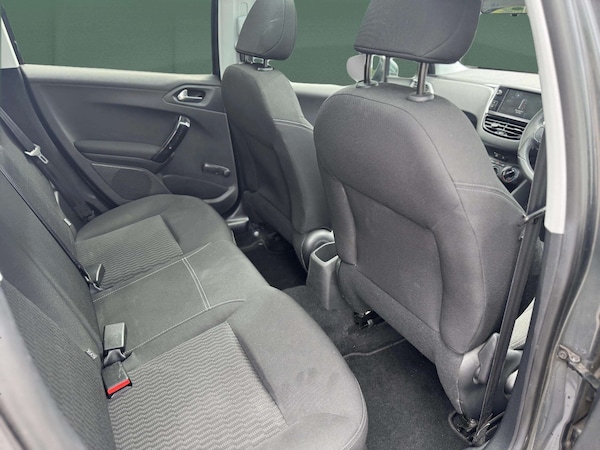 Used Peugeot 208 2014 for sale - 75582711: Photo 15