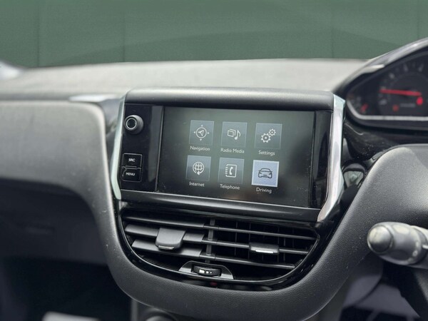 Used Peugeot 208 2014 for sale - 75582711: Photo 20