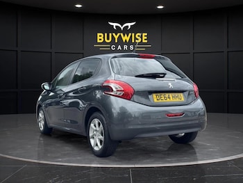 Used Peugeot 208 2014 for sale - 75582711: Photo