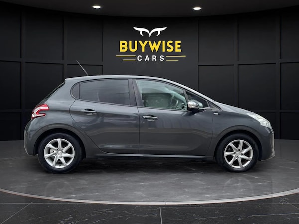 Used Peugeot 208 2014 for sale - 75582711: Photo 5