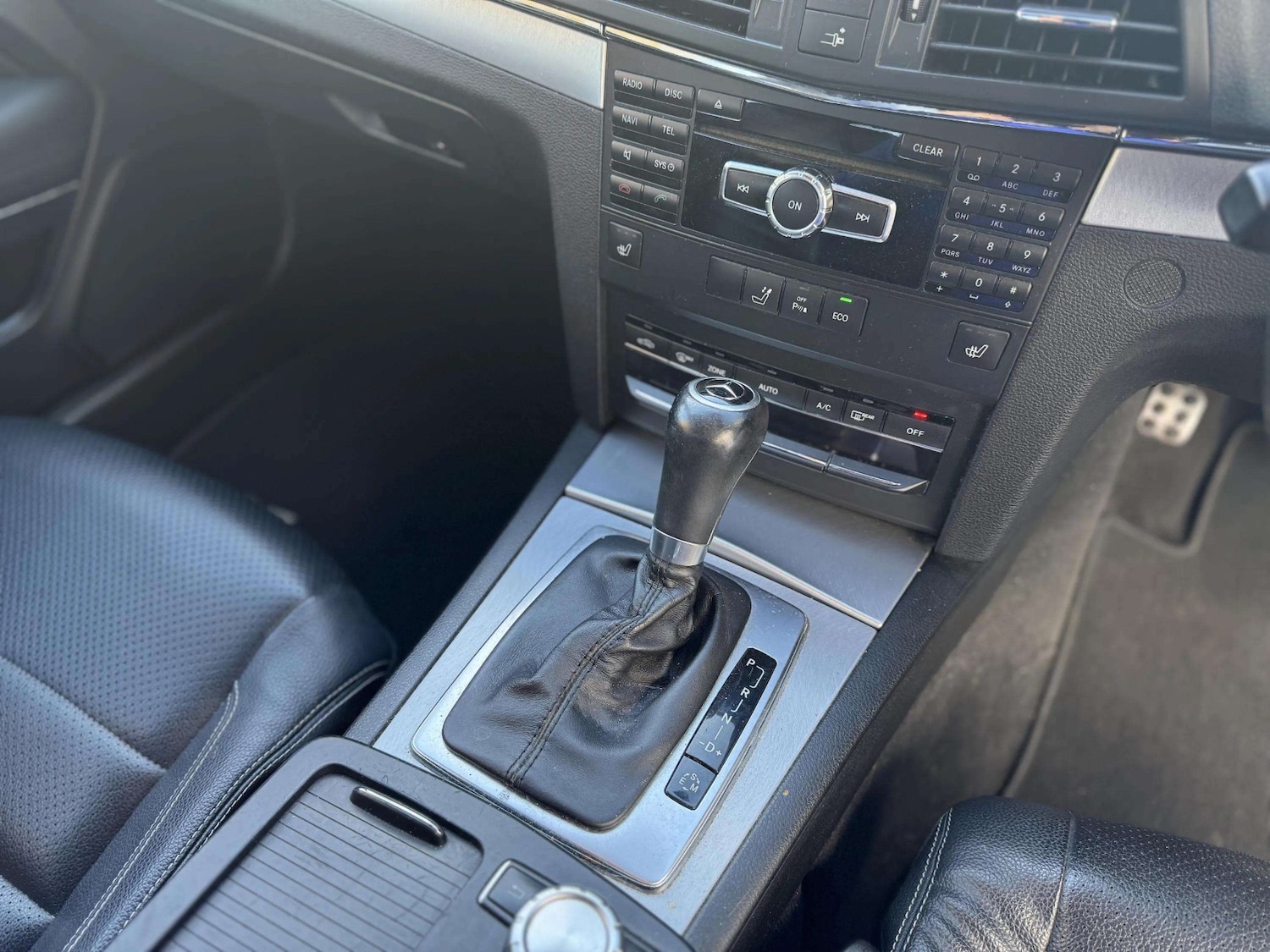 Used Mercedes-Benz E Class 2013 for sale - 76777366: Photo 36