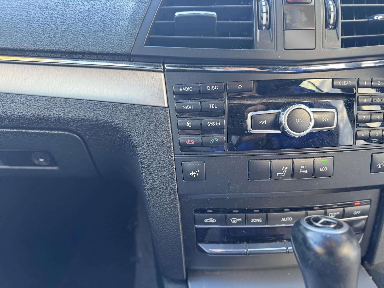 Used Mercedes-Benz E Class 2013 for sale - 76777366: Photo 38