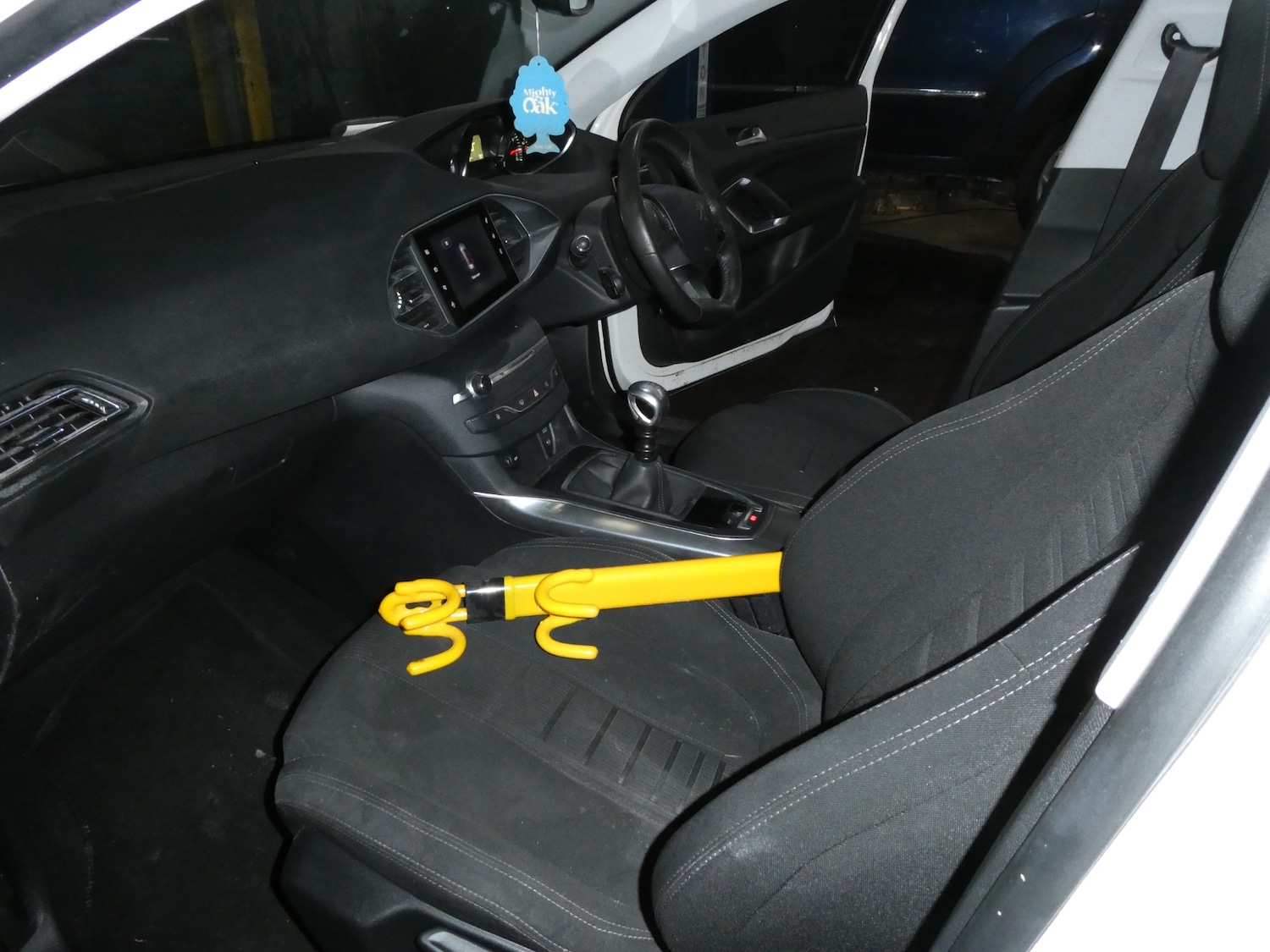 Used Peugeot 308 2014 for sale - 77528026: Photo 15