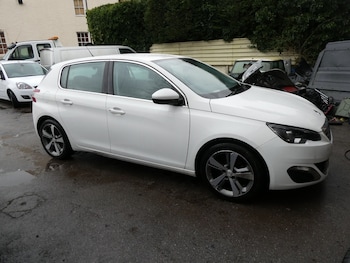 Used Peugeot 308 2014 for sale - 77528026: Photo