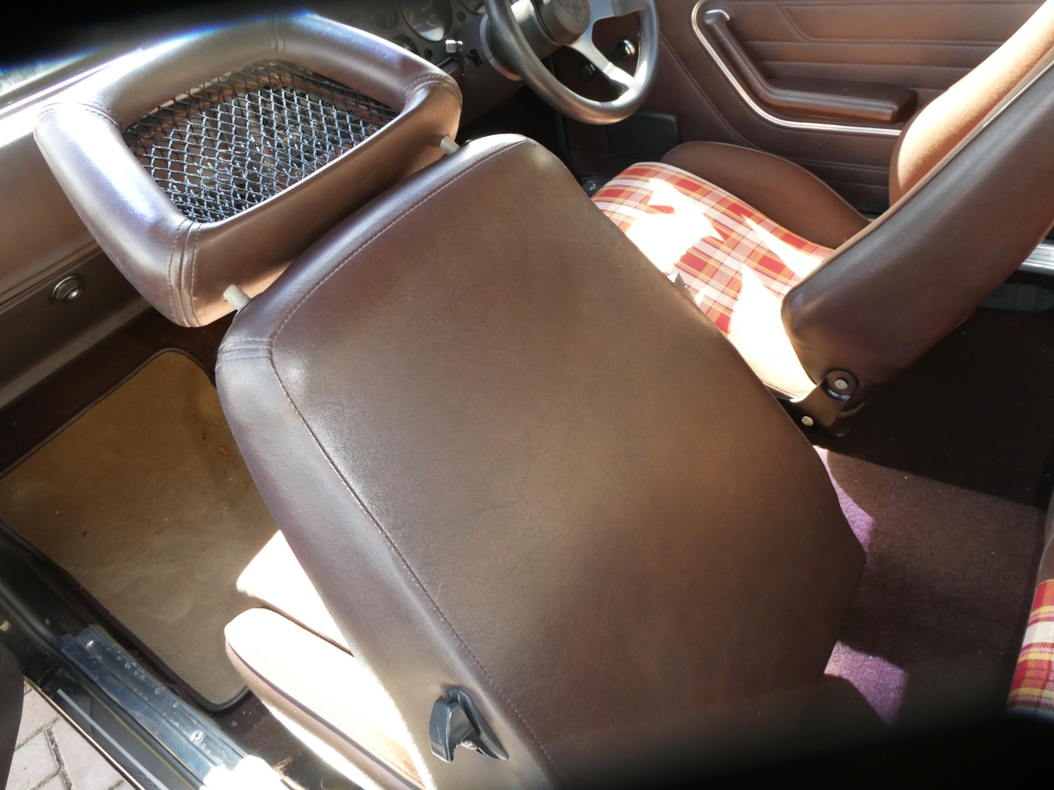 Used Ford Capri 1980 for sale - 78221084: Photo 37