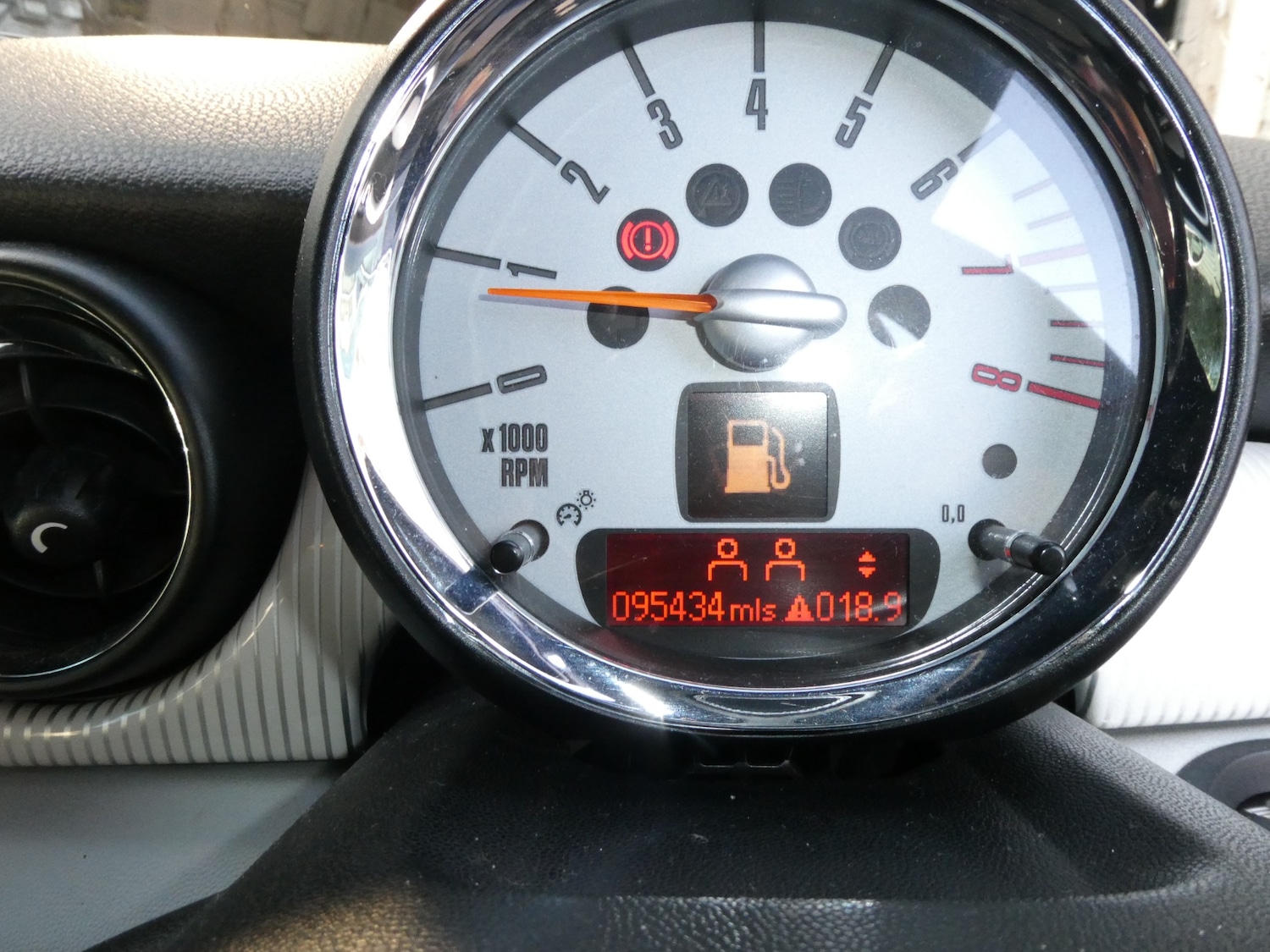 Used MINI Hatch 2009 for sale - 77832020: Photo 11