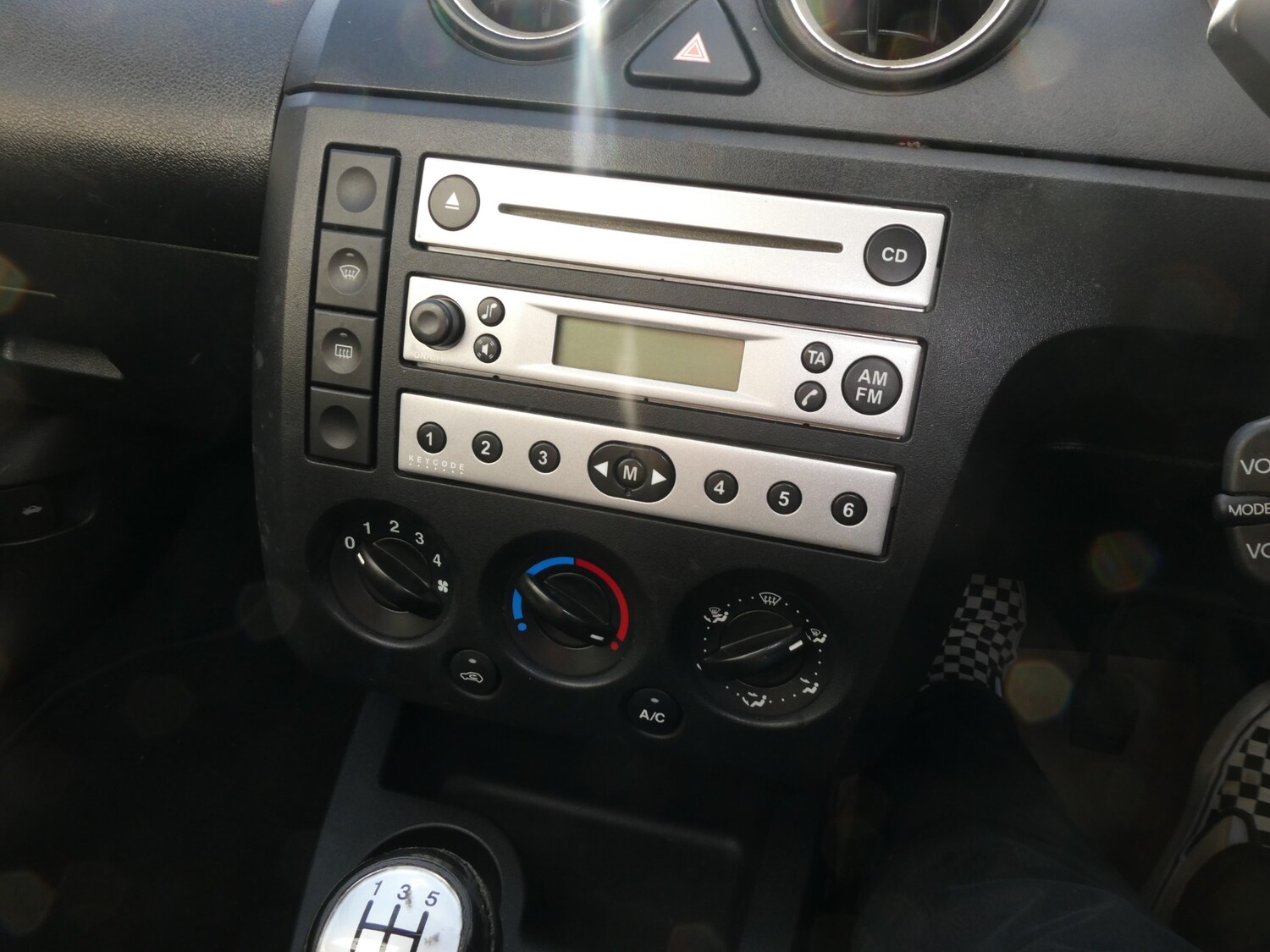 Used Ford Fiesta 2006 for sale - 77832802: Photo 18