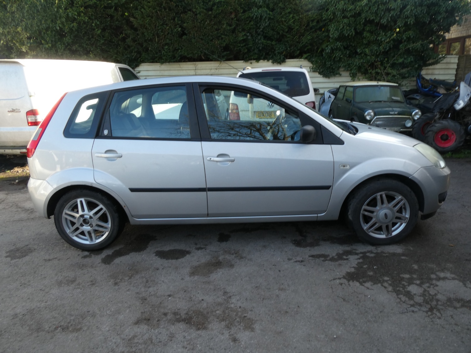 Used Ford Fiesta 2006 for sale - 77832802: Photo 3