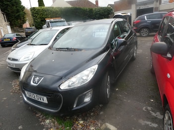 Used Peugeot 308 2012 for sale - 76450439: Photo