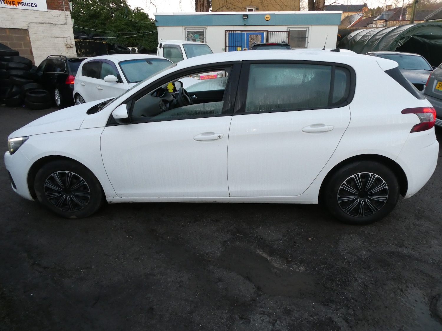 Used Peugeot 308 2018 for sale - 77219843: Photo 4