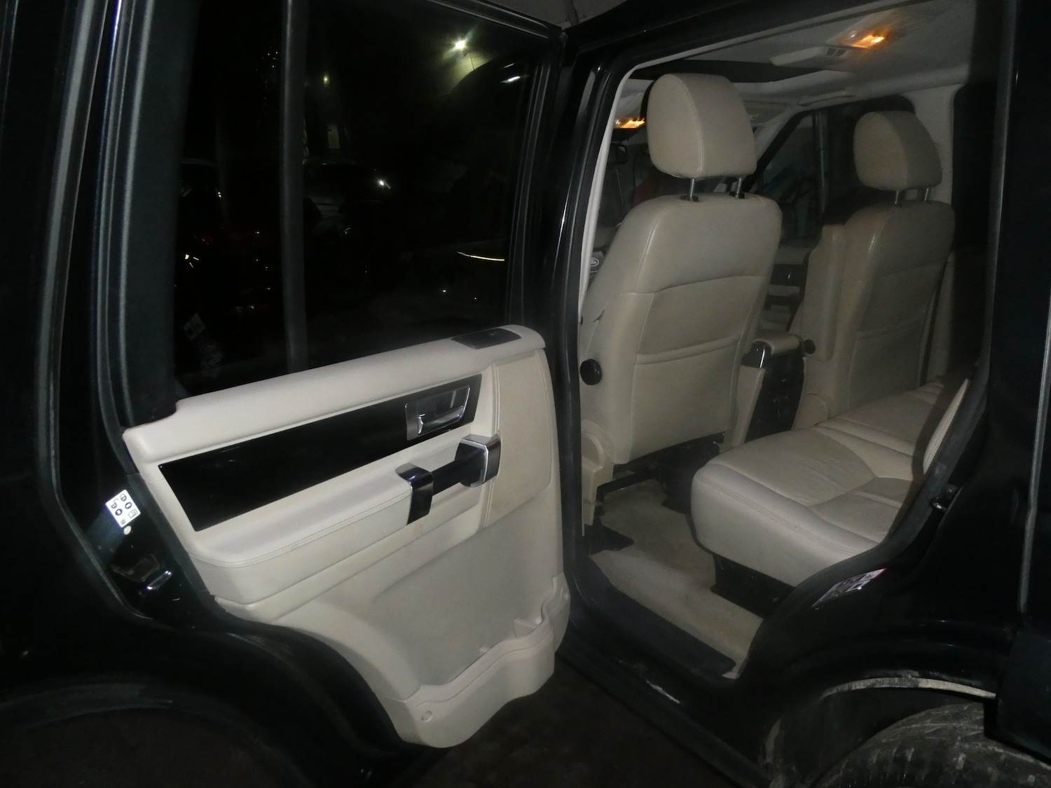 Used Land Rover Discovery 2011 for sale - 76809591: Photo 13