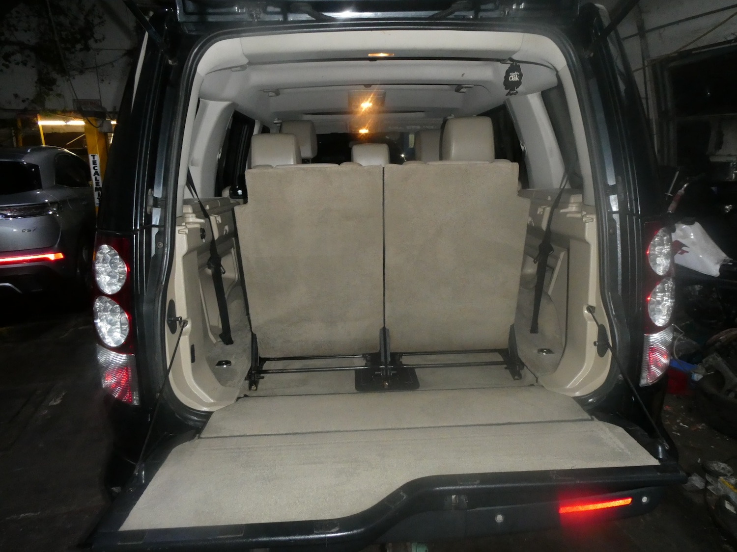 Used Land Rover Discovery 2011 for sale - 76809591: Photo 20