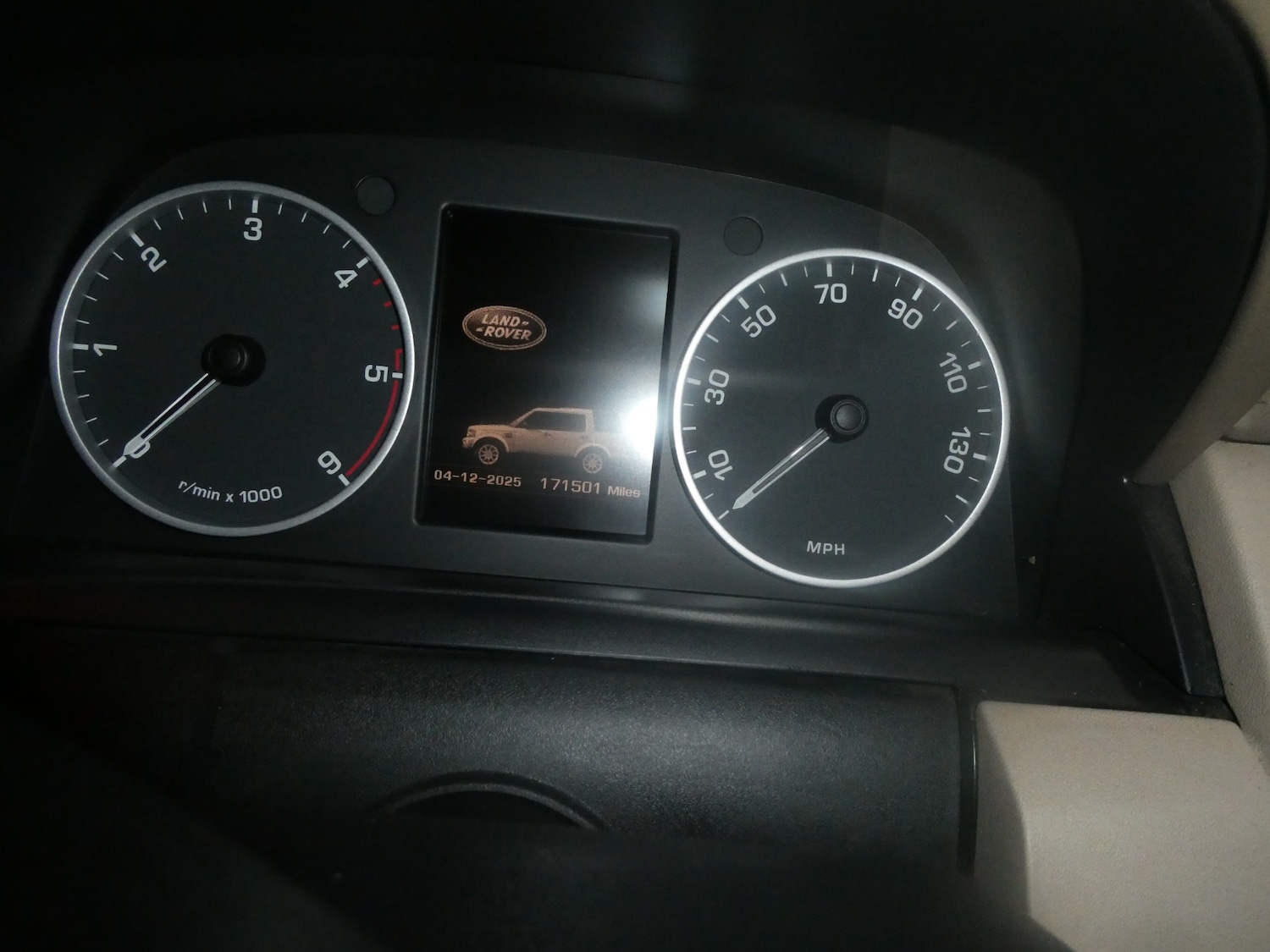 Used Land Rover Discovery 2011 for sale - 76809591: Photo 24