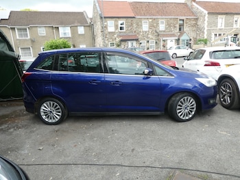 Used Ford Grand C-Max 2015 for sale - 78540150: Photo