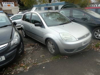 Used Ford Fiesta 2006 for sale - 76450496: Photo