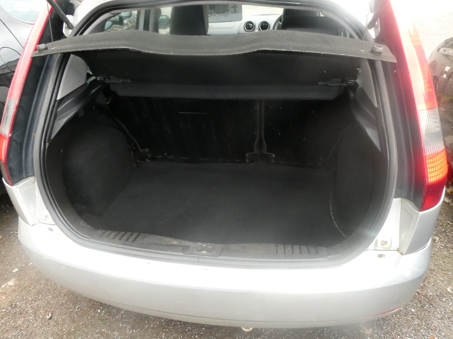 Used Ford Fiesta 2006 for sale - 76450496: Photo 8