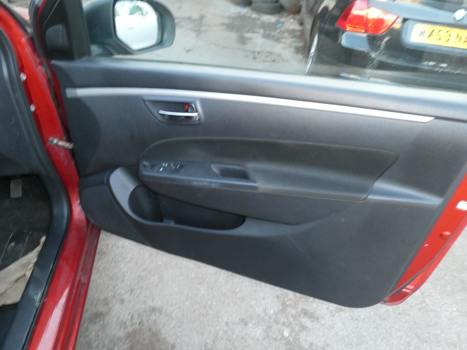 Used Suzuki Swift 2012 for sale - 77918229: Photo 12