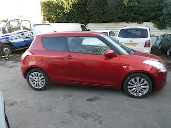 Used Suzuki Swift 2012 for sale - 77918229: Photo