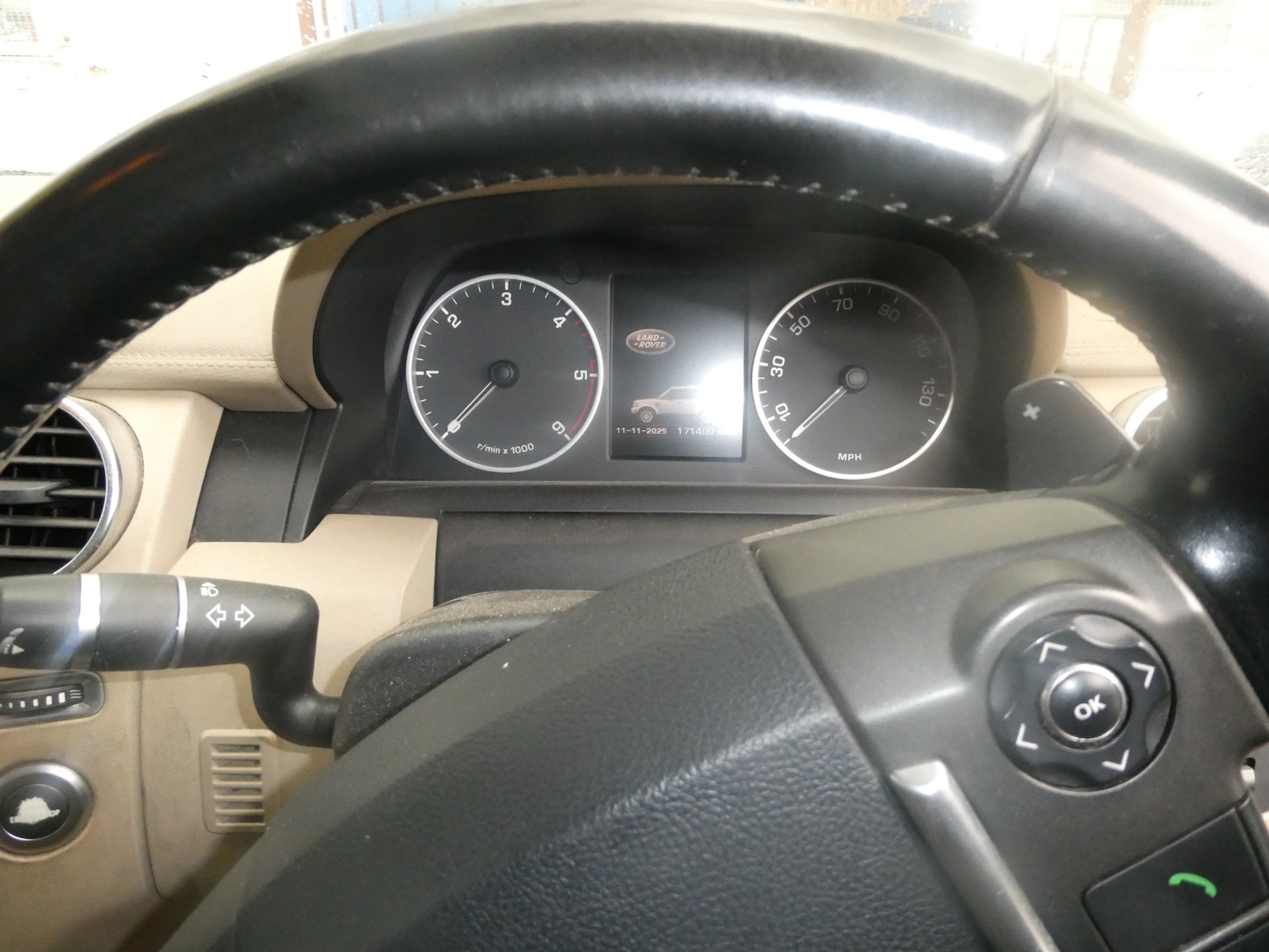 Used Land Rover Discovery 2011 for sale - 76541932: Photo 10