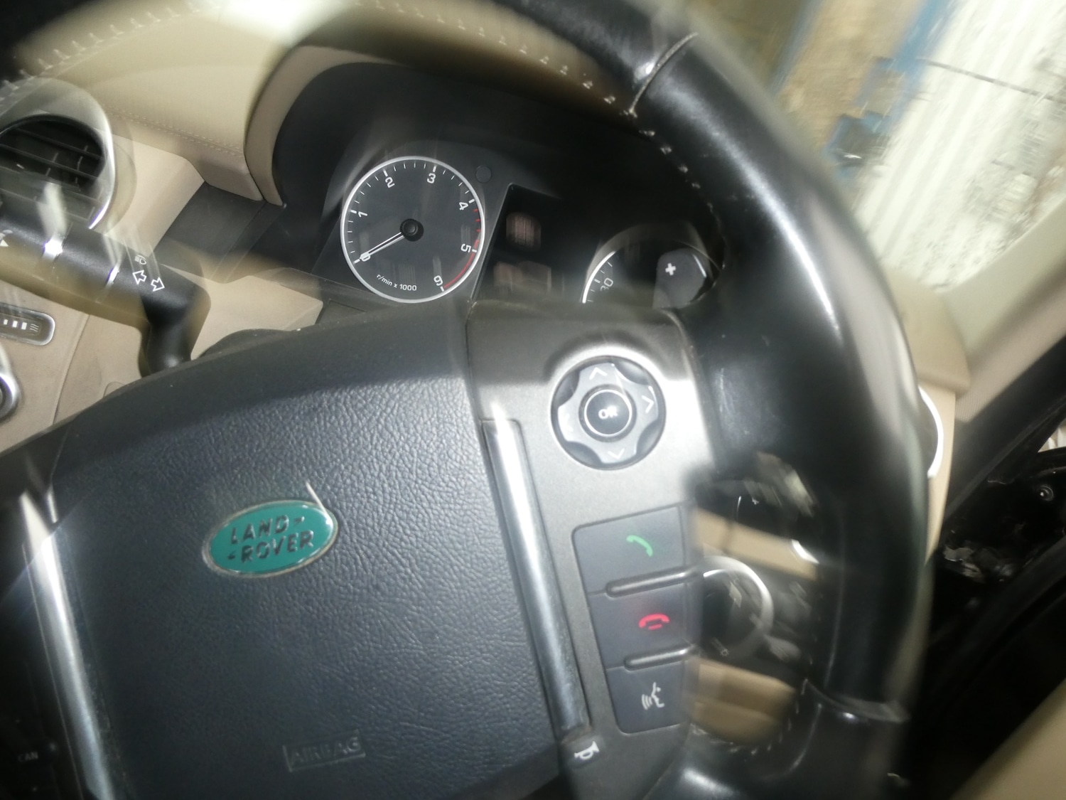 Used Land Rover Discovery 2011 for sale - 76541932: Photo 9