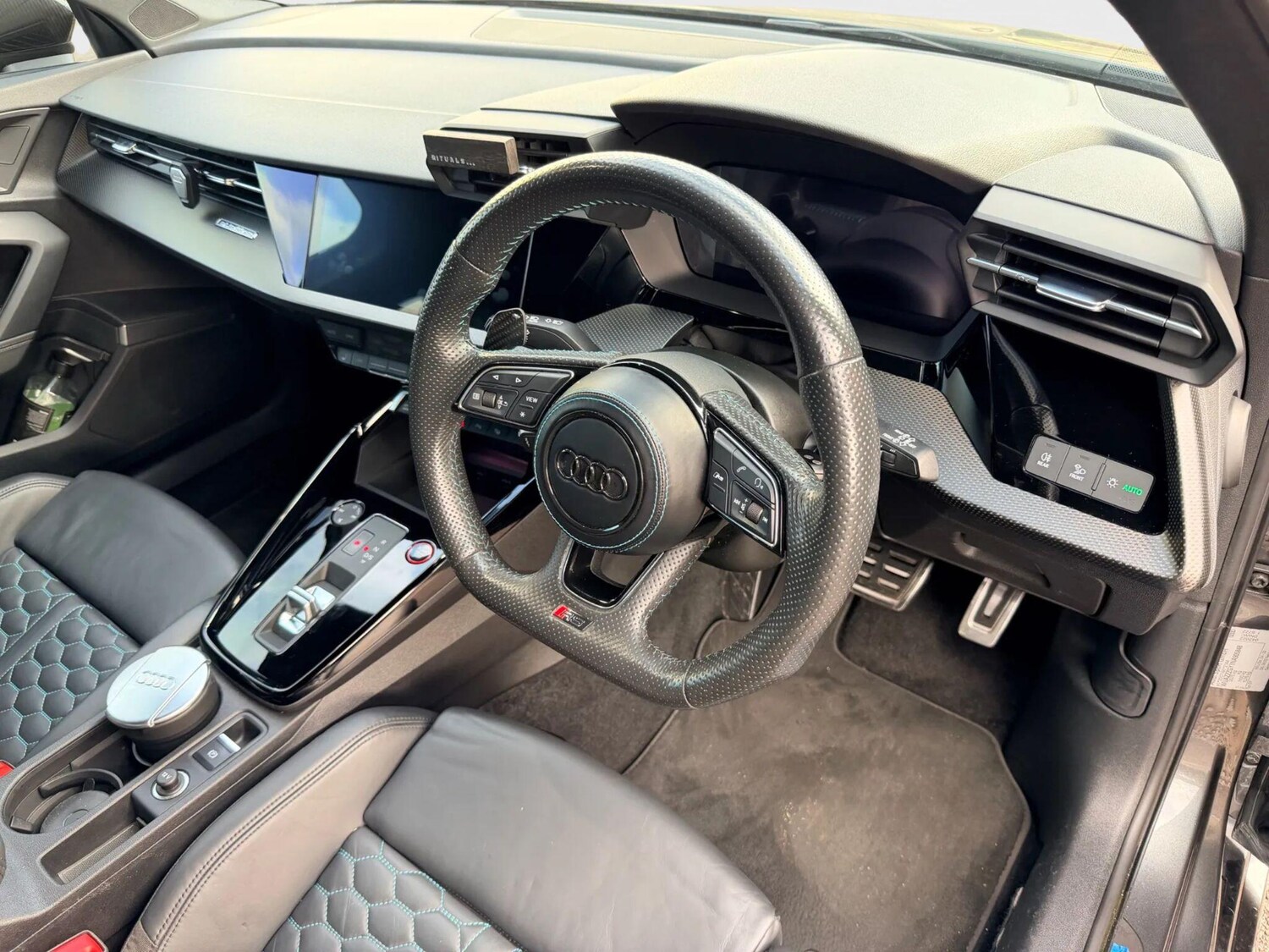 Used Audi RS3 2022 for sale - 76671329: Photo 15