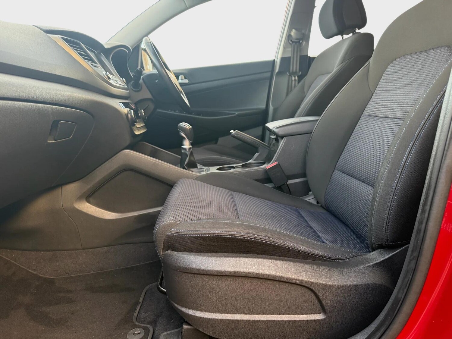 Used Hyundai TUCSON 2017 for sale - 76071850: Photo 24