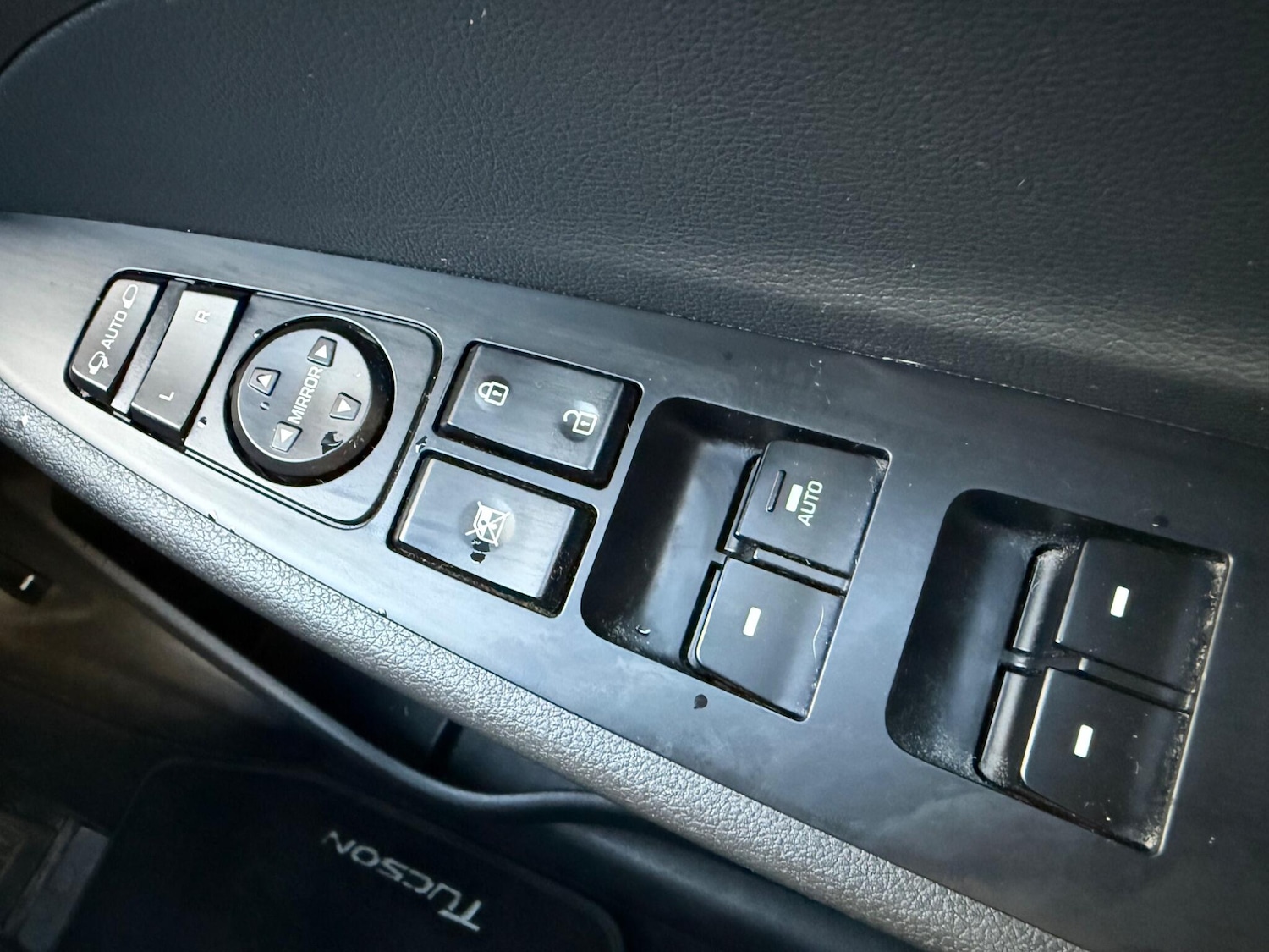 Used Hyundai TUCSON 2017 for sale - 76071850: Photo 39