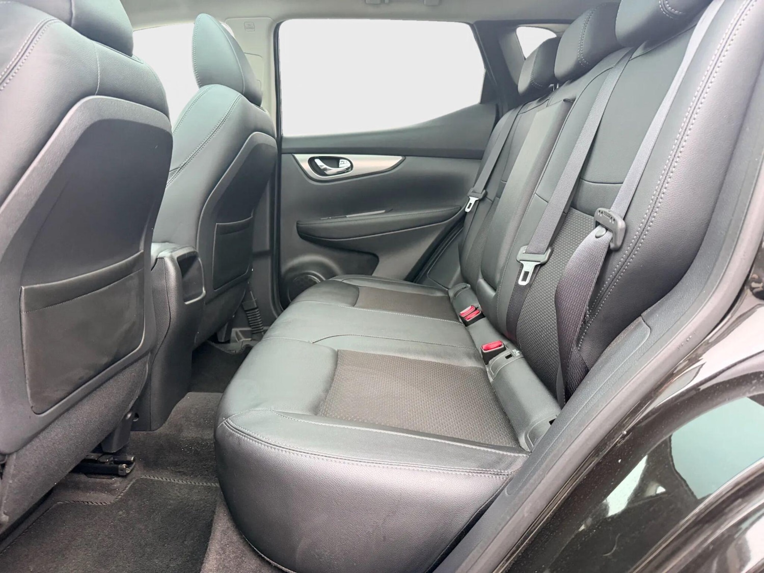 Used Nissan Qashqai 2017 for sale - 77029348: Photo 17