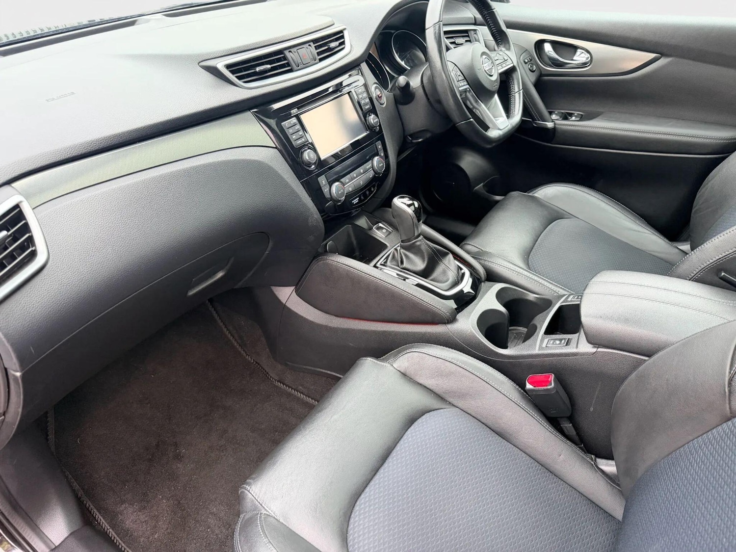 Used Nissan Qashqai 2017 for sale - 77029348: Photo 19