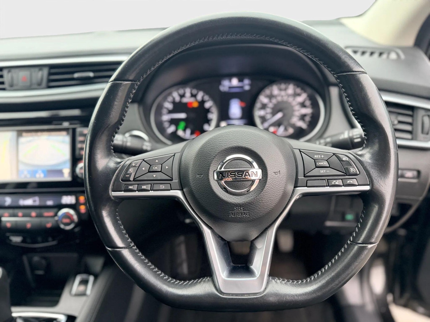 Used Nissan Qashqai 2017 for sale - 77029348: Photo 24