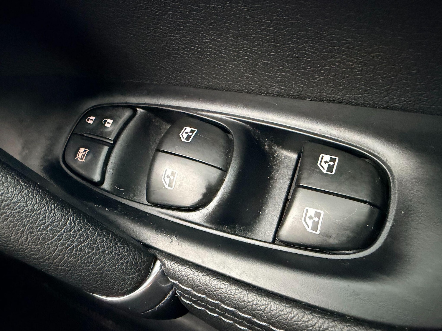 Used Nissan Qashqai 2017 for sale - 77029348: Photo 36