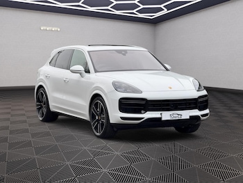 Used Porsche Cayenne 2020 for sale - 76072833: Photo