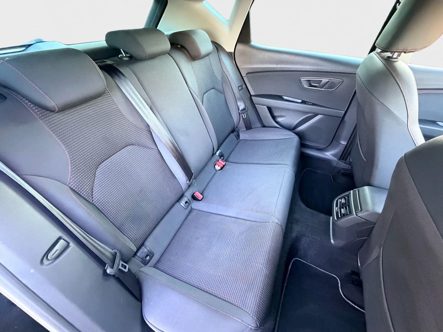 Used SEAT Leon 2019 for sale - 77015249: Photo 19