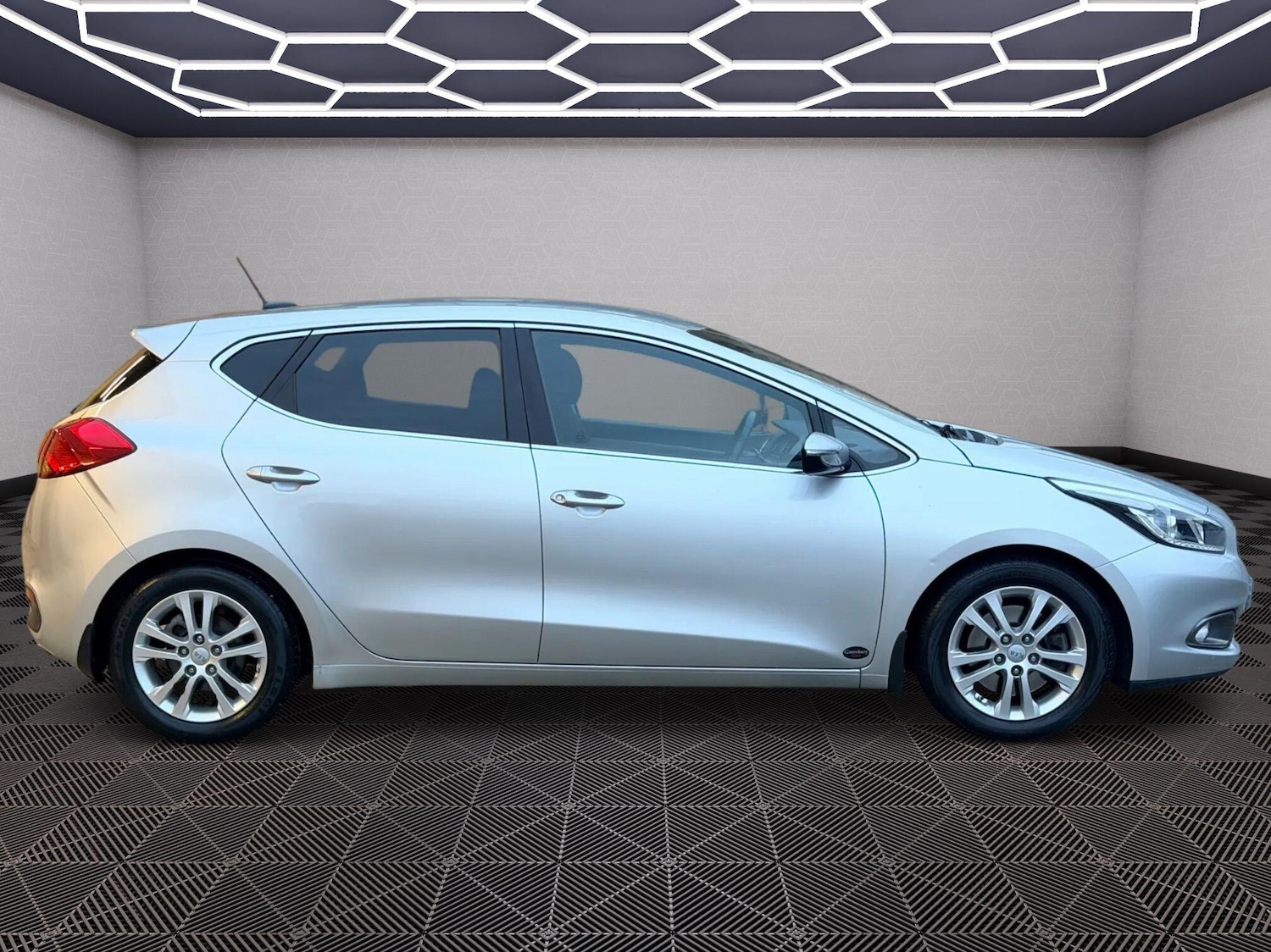 Used Kia Ceed 2015 for sale - 76433020: Photo 3