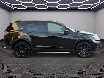 Used Land Rover Discovery Sport 2018 for sale - 76072939: Photo