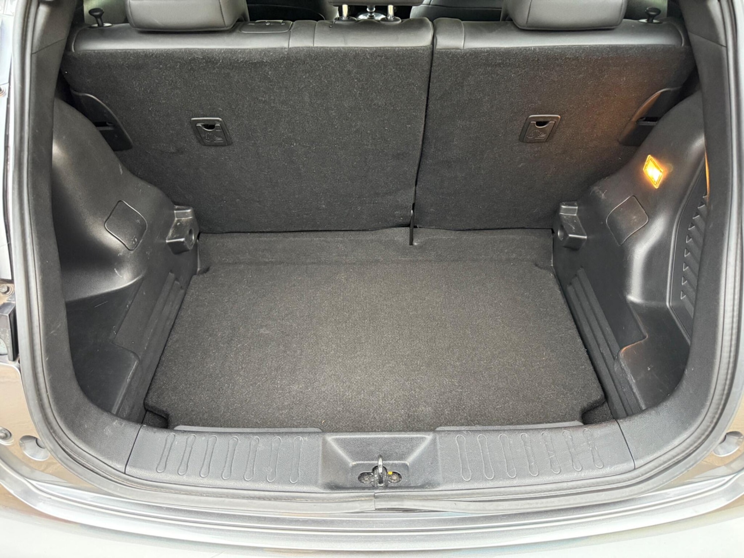 Used Nissan Juke 2018 for sale - 76071876: Photo 24