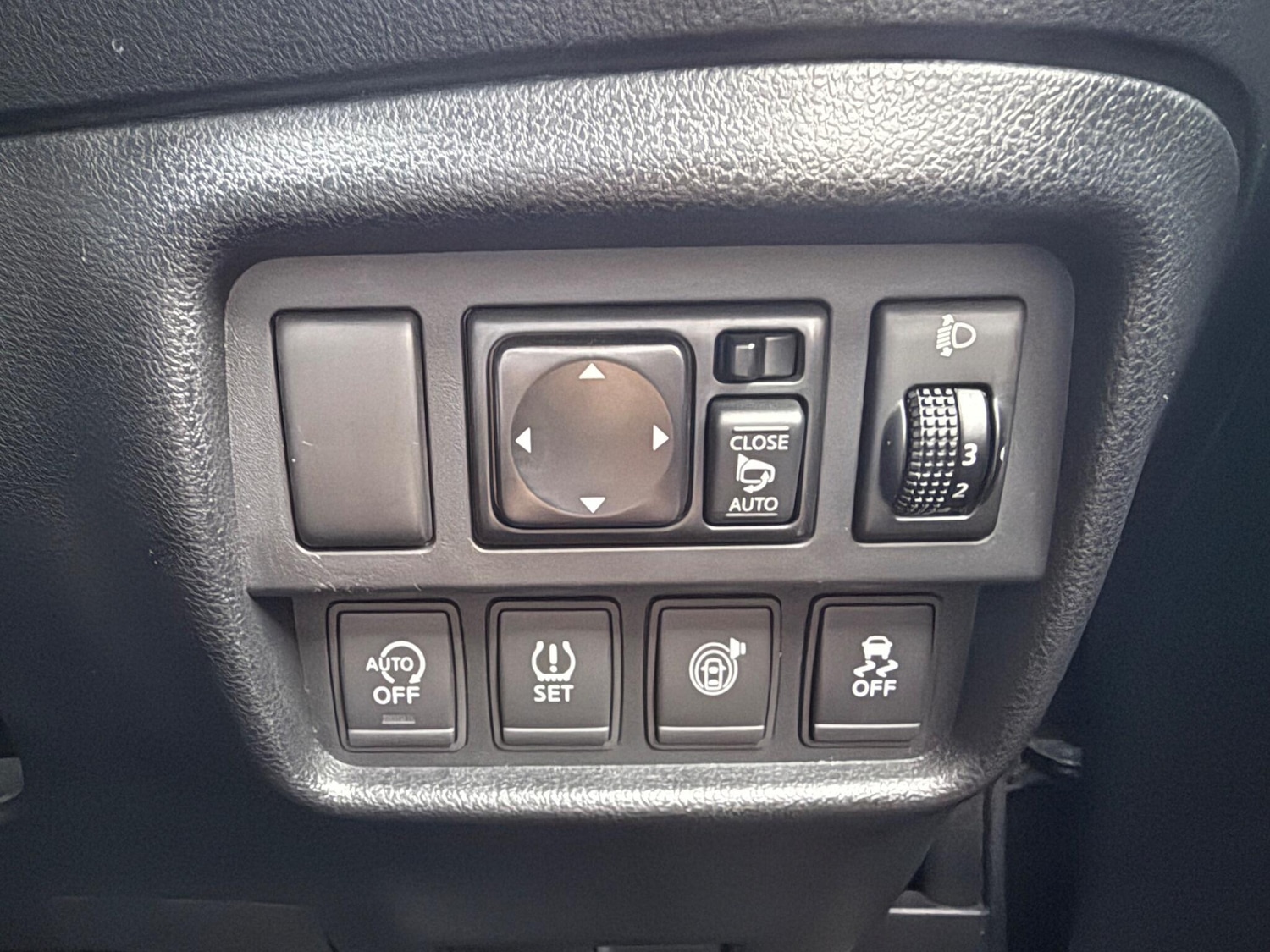 Used Nissan Juke 2018 for sale - 76071876: Photo 32