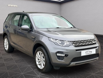 Land Rover Discovery Sport feature image