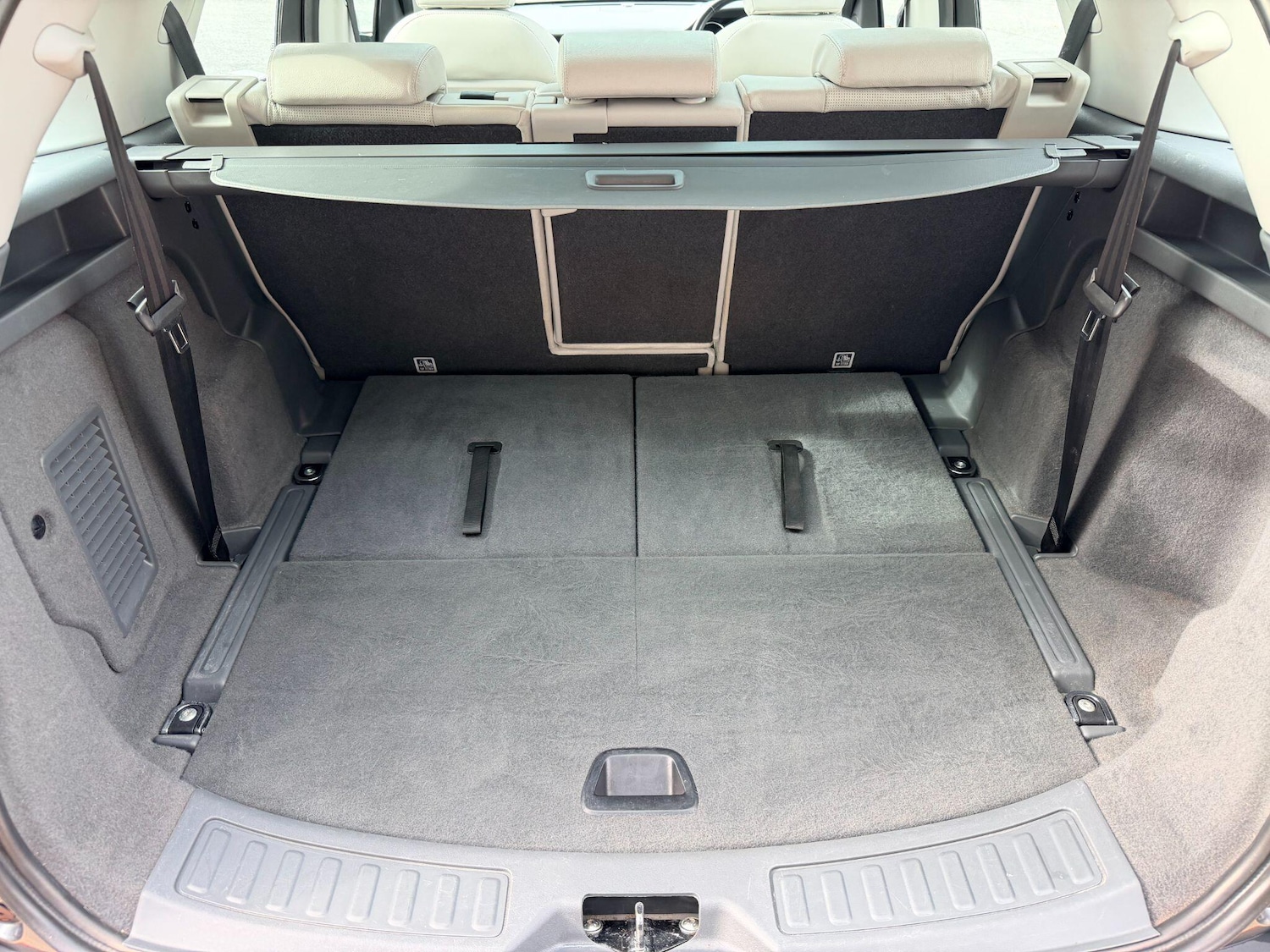 Used Land Rover Discovery Sport 2019 for sale - 76990425: Photo 31