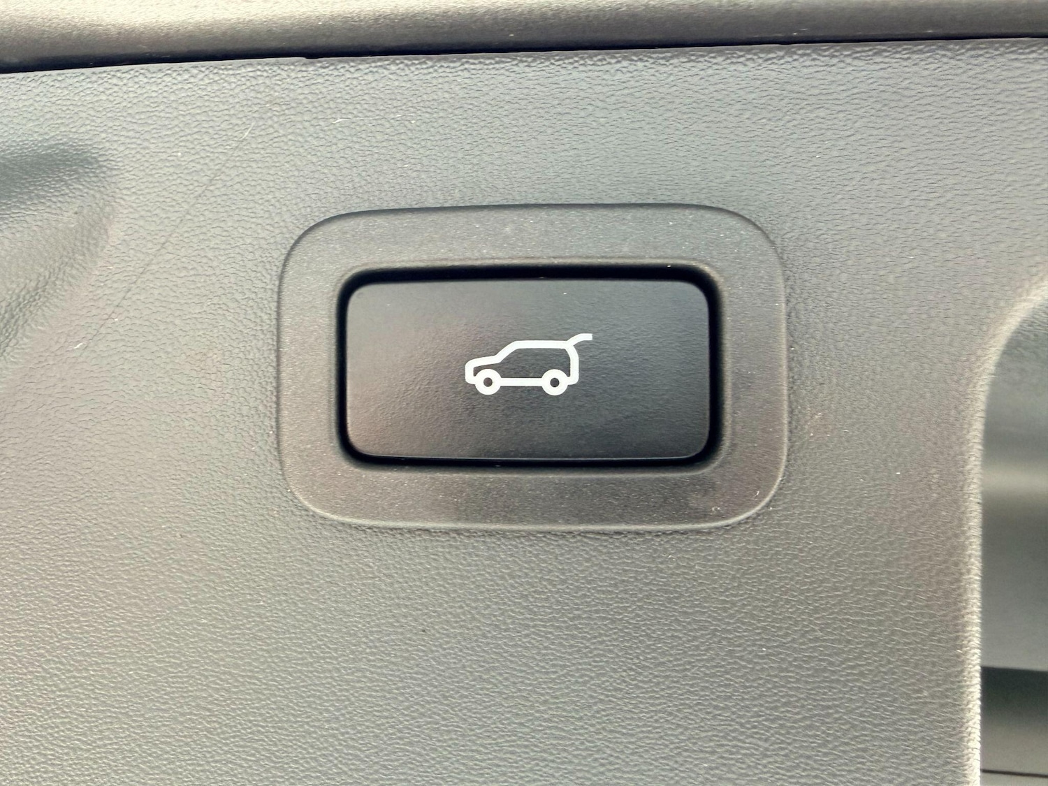 Used Land Rover Discovery Sport 2019 for sale - 76990425: Photo 43