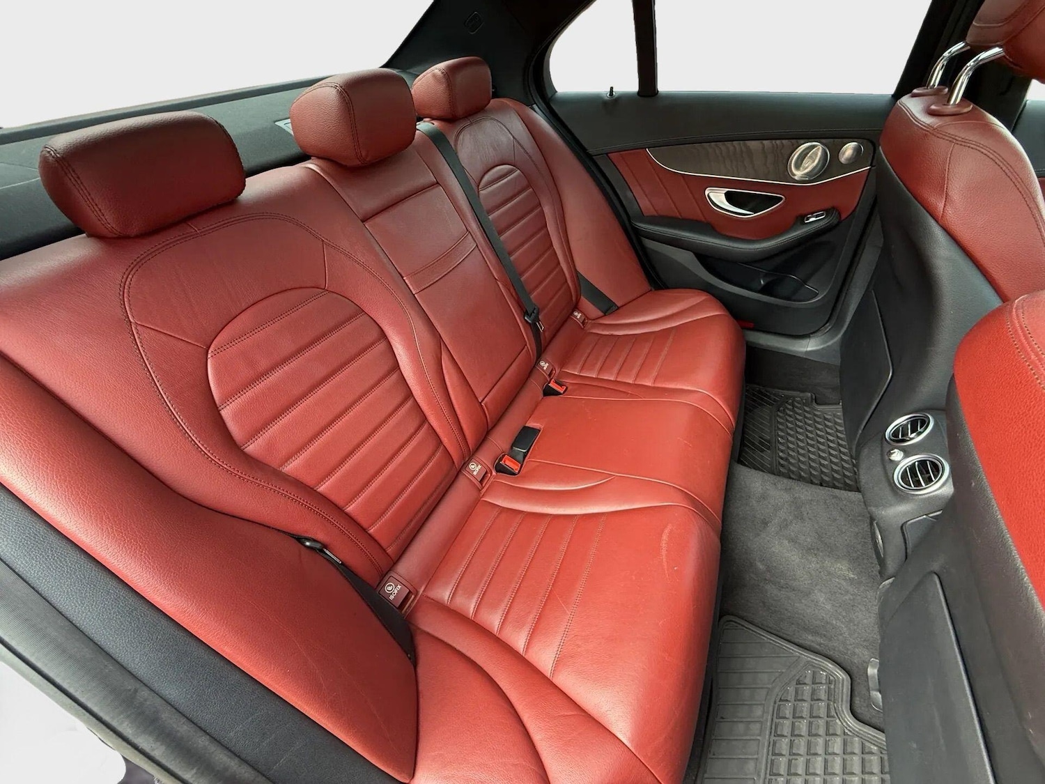 Used Mercedes-Benz C Class 2015 for sale - 77074039: Photo 15